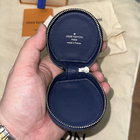 Louis Vuitton monogram giant escale pouch case purse charm key chain coin holder - Picture 9 of 12